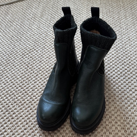 Chelsea Green Ankle Boots with Knit Sides - Picture 1 of 4